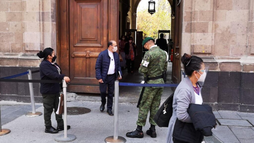 ¿Visitó el padre Solalinde a AMLO en Palacio Nacional por su cuadro de COVID-19?