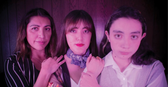 Paula quiere transmitirle el mensaje del feminismo a su hermana.