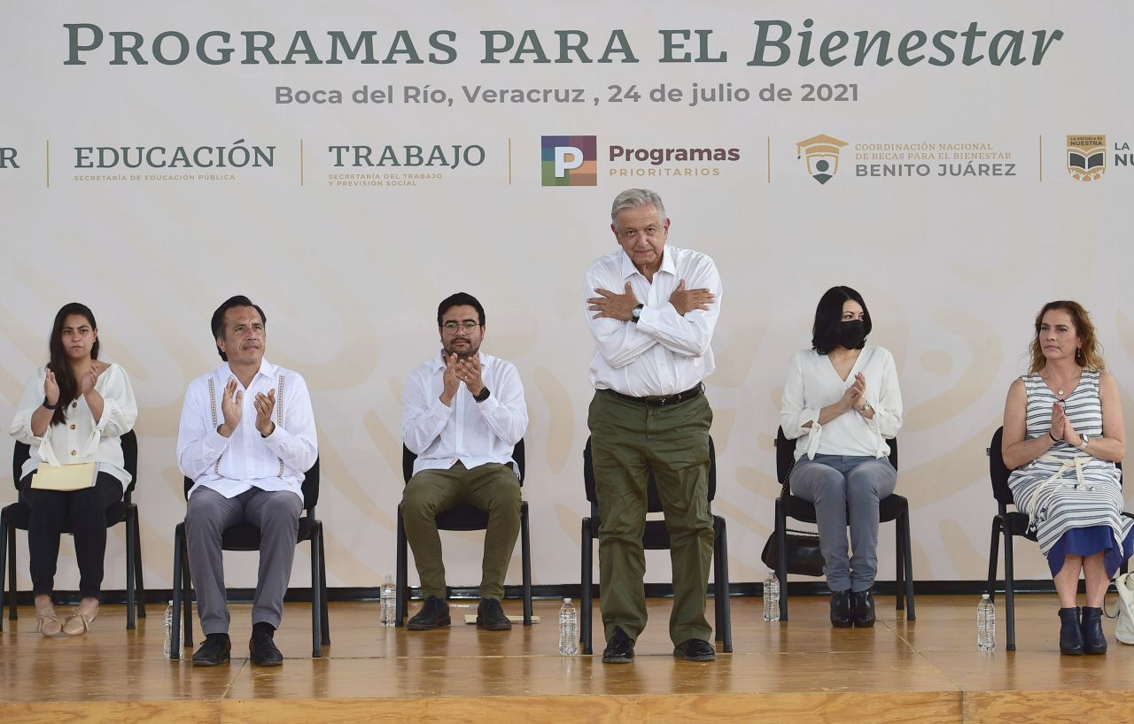La contramañanera del PAN: 'Nos tocó un presidente ignorante en medio de la pandemia' - Vimarsana News